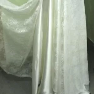 Продам эксклюзивное свадебное платье. 