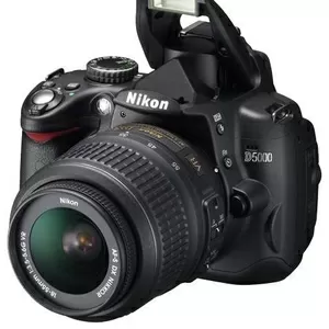 ПРОДАМ Nikon D5000 kit